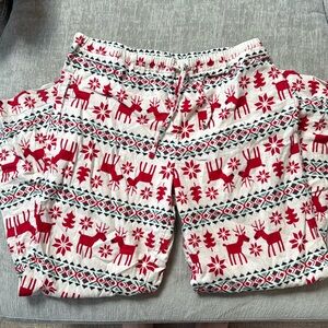 Unisex Hannah Anderson Christmas pajamas size large